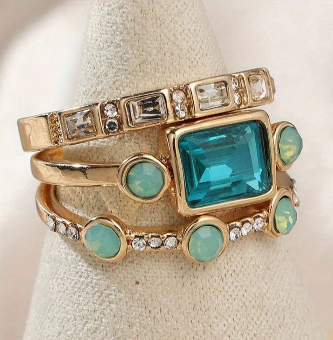 Conjunto de Anillos de Cristal Vintage — Elegancia de Otra Época