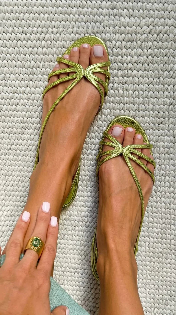 Vittoria | Sandalias doradas de lujo