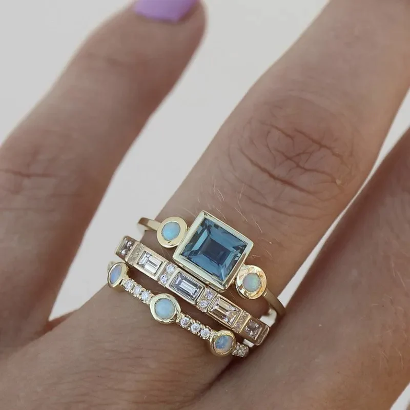 Conjunto de Anillos de Cristal Vintage — Elegancia de Otra Época